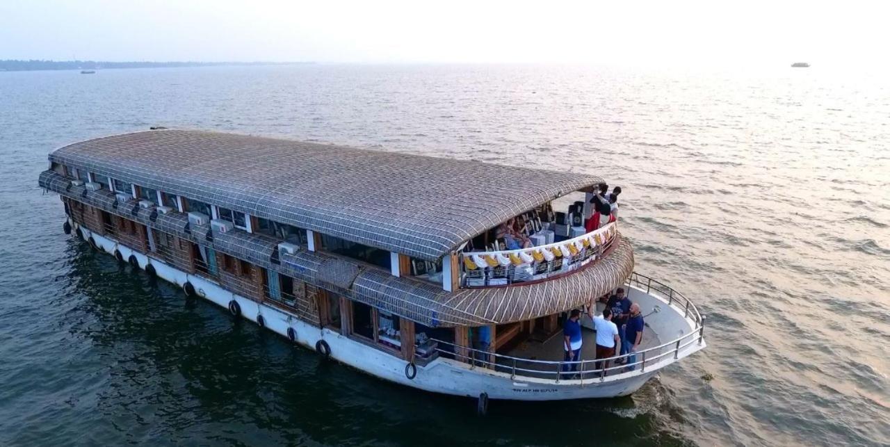 Hotel Cosy Premium Houseboats Alappuzha Exteriér fotografie
