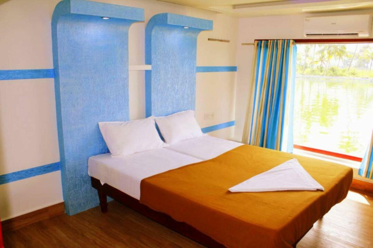 Hotel Cosy Premium Houseboats Alappuzha Exteriér fotografie