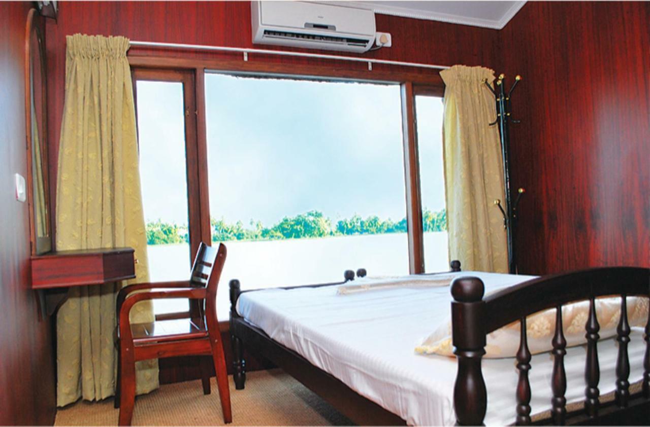 Hotel Cosy Premium Houseboats Alappuzha Exteriér fotografie